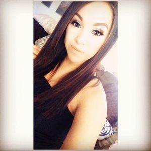 Meet your Posher, Nikki